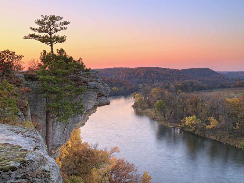 Echoes of a River Town’s Former Glory