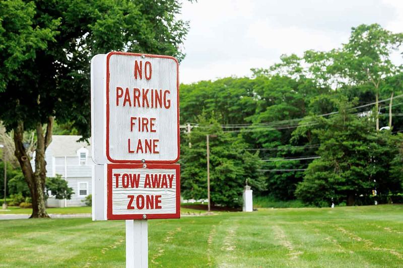 Know The Sign Before You Park