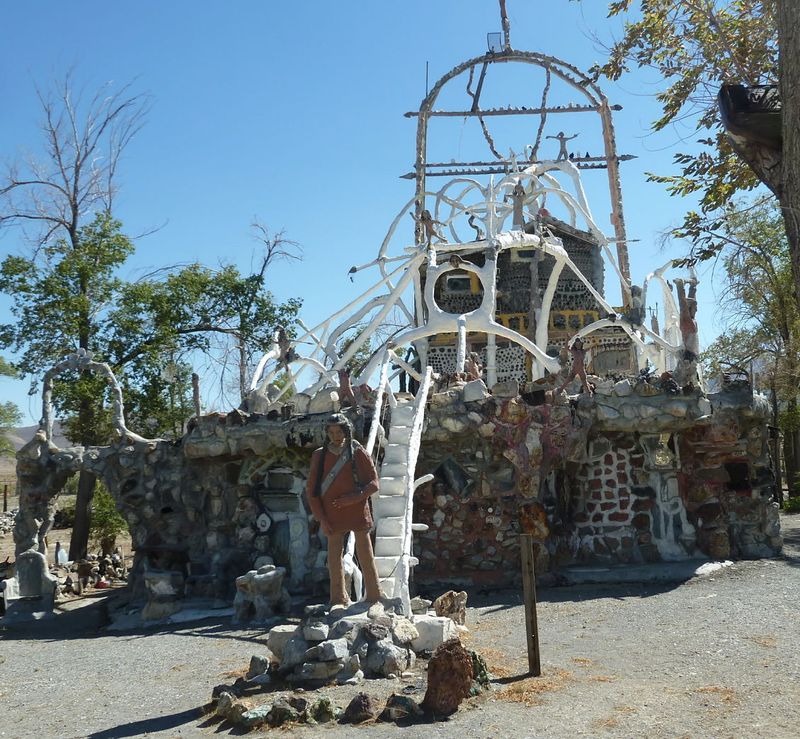 A Place Between Sculpture and Spirit