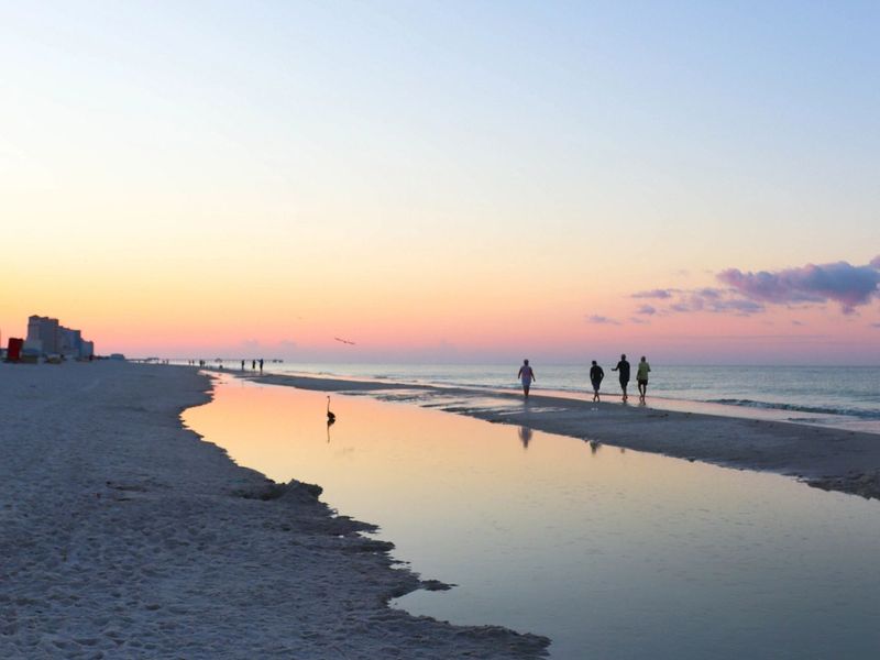 How to Enjoy Alabama’s Beaches Without Trouble
