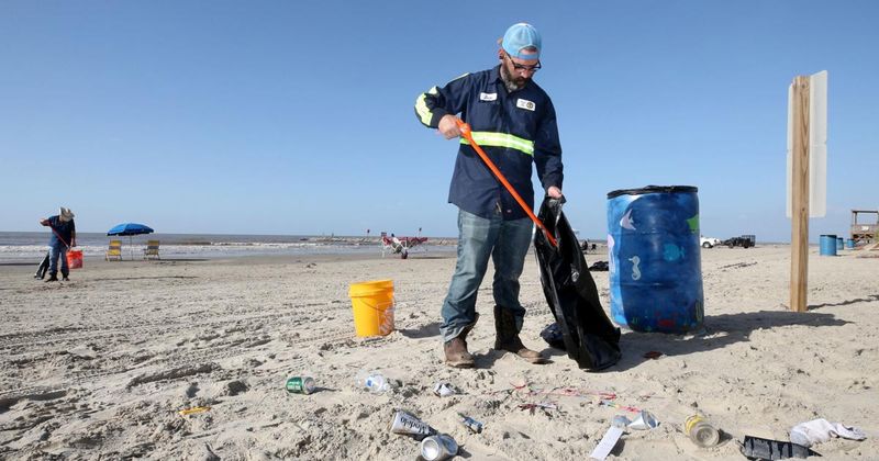 Local Efforts to Keep Shorelines Clean