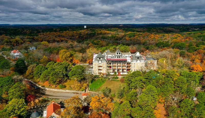 The Crescent Hotel’s Role in Eureka Springs Tourism