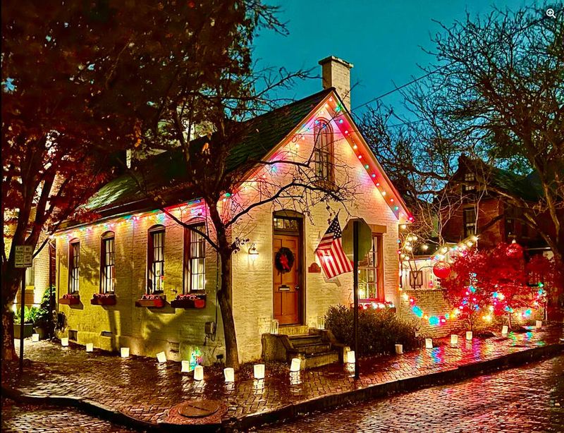 Cobblestone Streets That Look Like Movie Sets