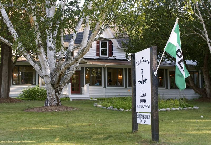 Little Traverse Inn (Maple City)