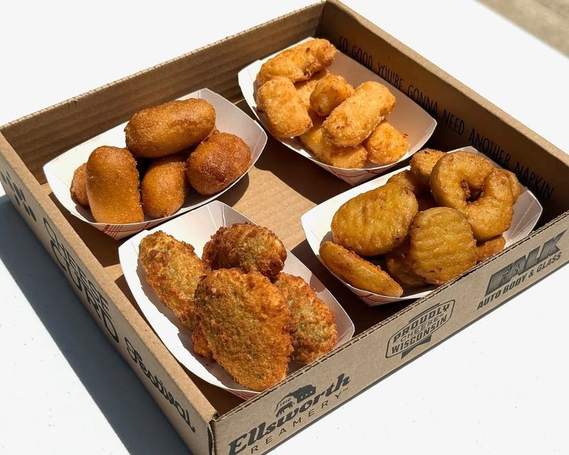 Deep-Fried Curds from the Curd Wagon