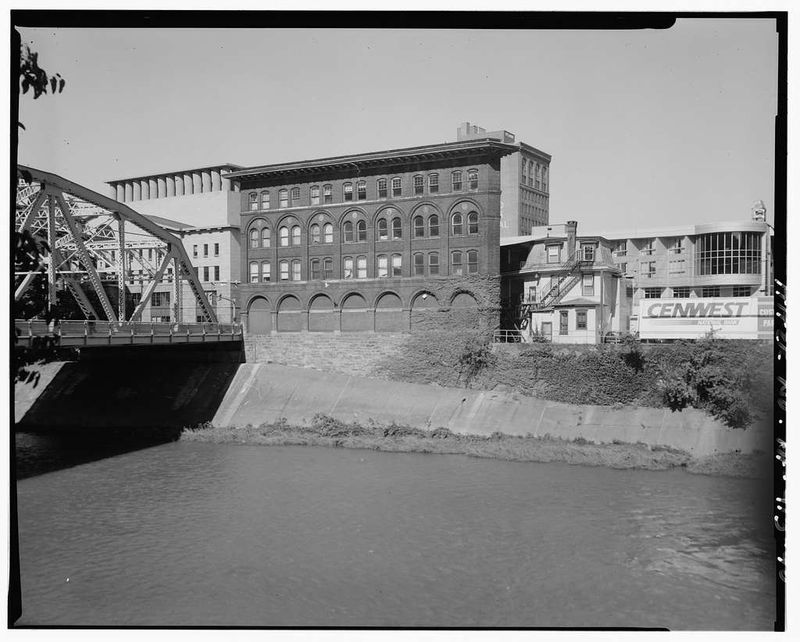 Johnstown’s Stonycreek and Little Conemaugh, walls where mills once breathed