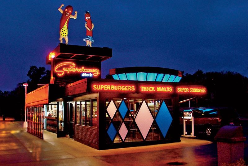 Superdawg Drive-In