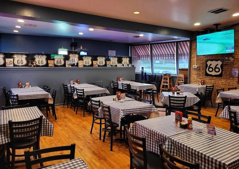 Dell Rhea's Chicken Basket - Willowbrook, IL