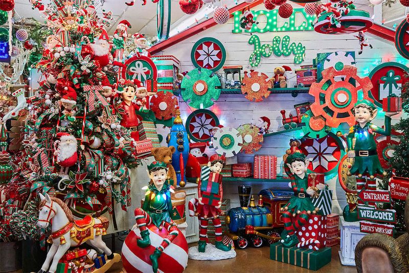 World-Class Ornament Selection