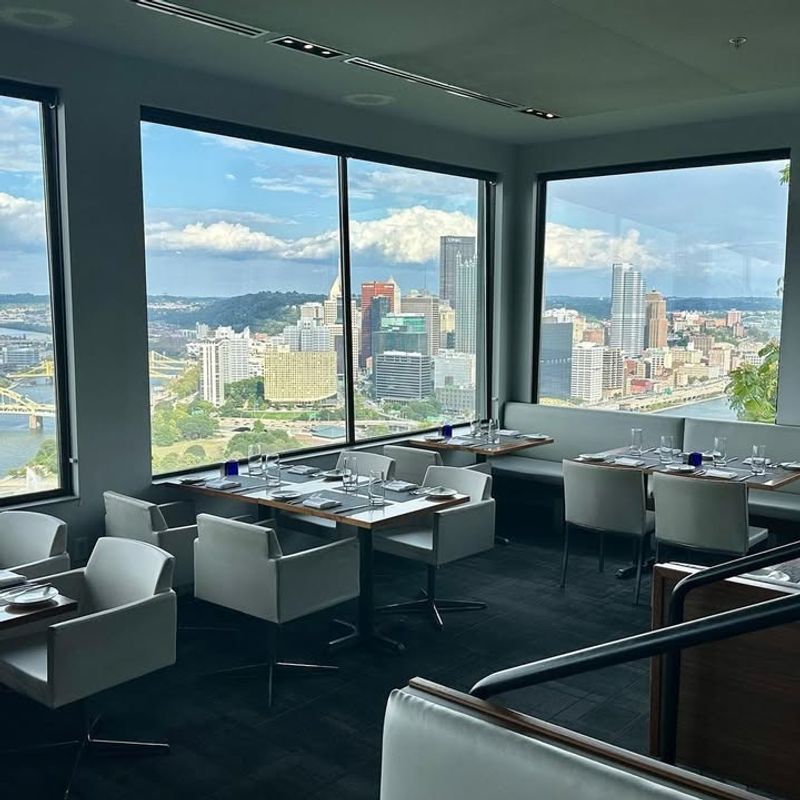 Altius, Pittsburgh