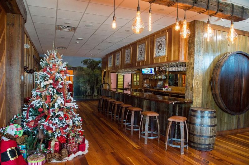 Middendorf's Restaurant - Akers (Manchac) & Slidell