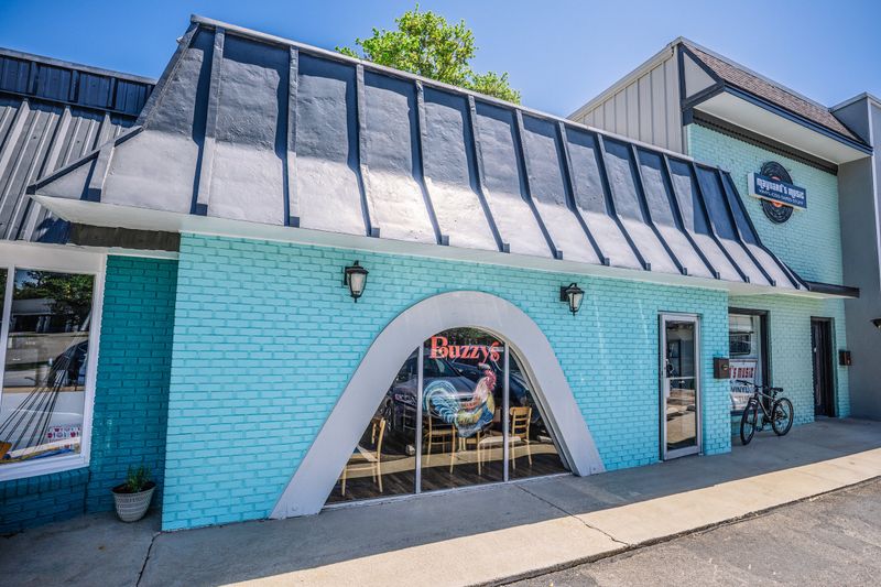 Buzzy's Breakfast Downtown