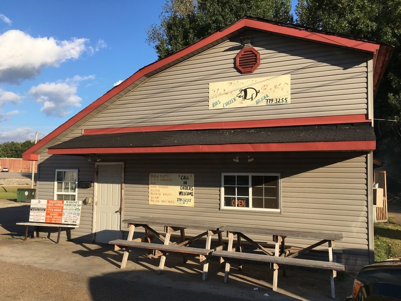 Helen’s Bar-B-Que, Brownsville