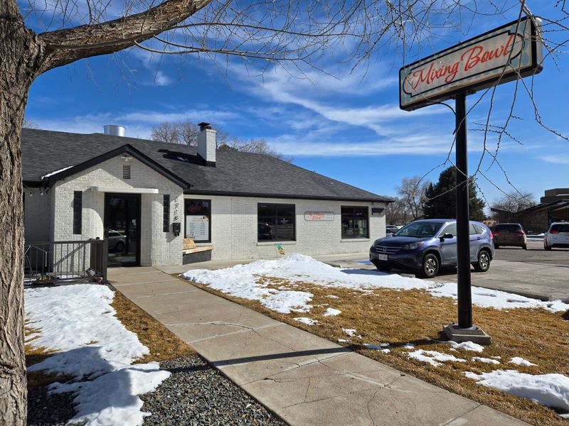 Gering — The Mixing Bowl, 1411 10th St, Gering, NE 69341