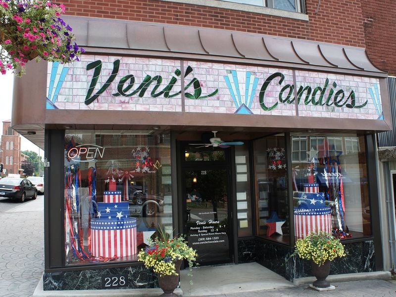Veni's Sweet Shop (Niles, MI)