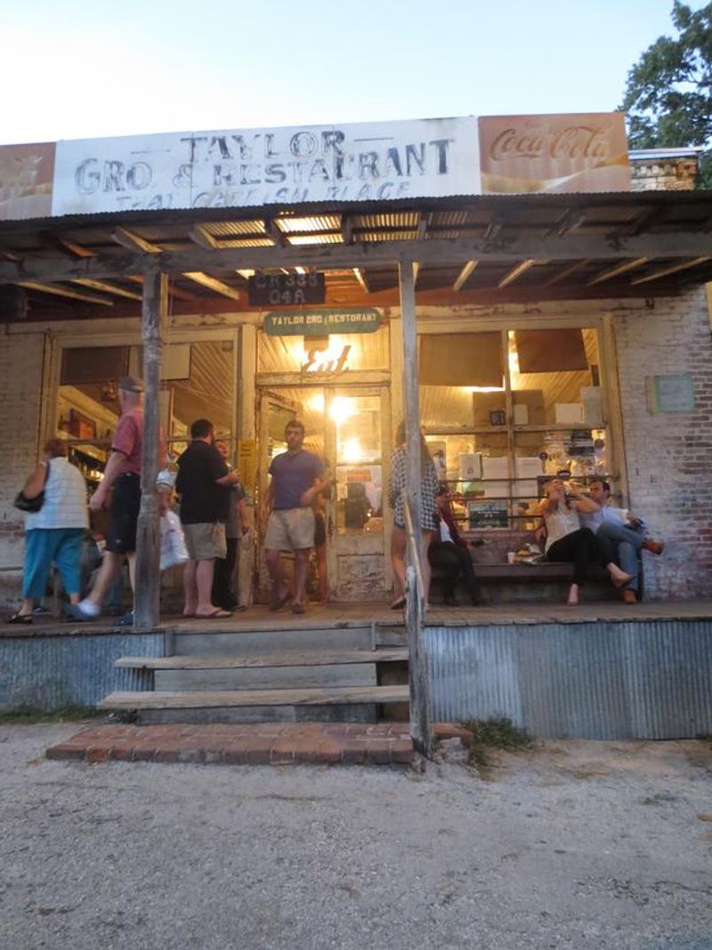 Taylor Grocery and Restaurant, Taylor