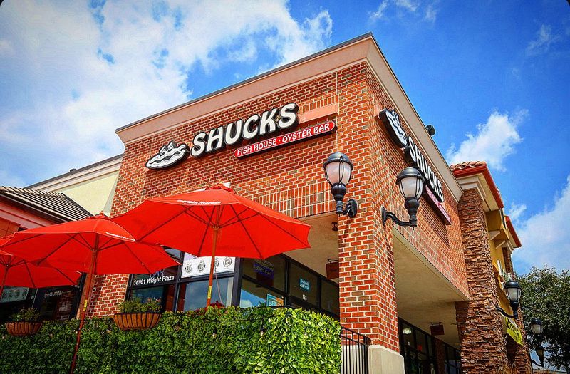 Shucks Fish House & Oyster Bar (Omaha)