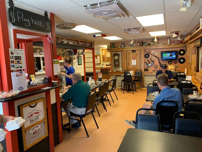 Ron's Café, Rapid City