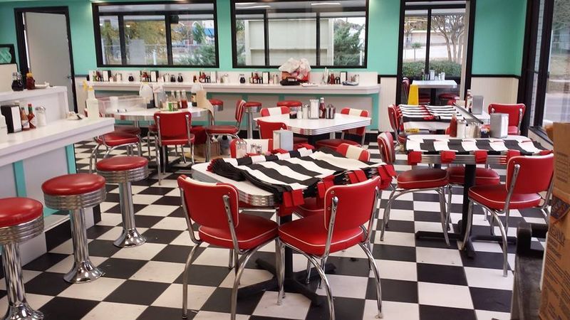 Louie’s Cafe in Baton Rouge