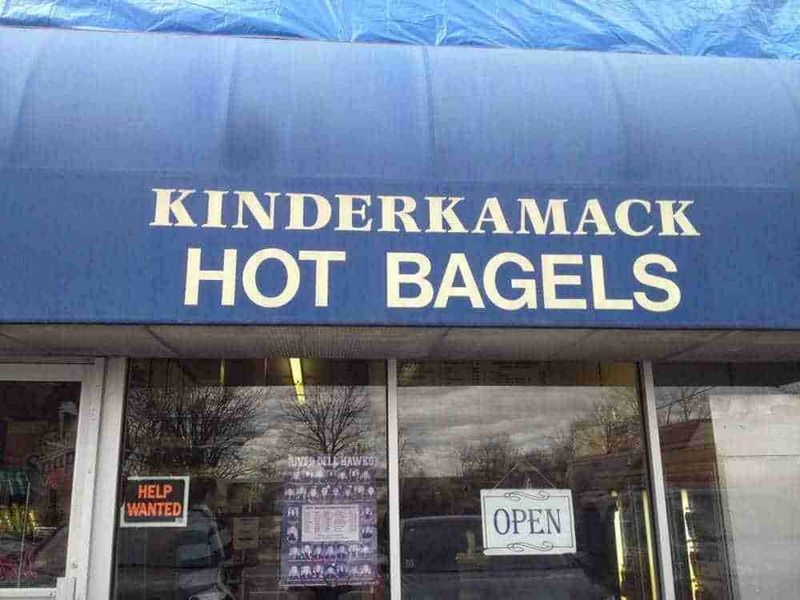 Kinderkamack Hot Bagels — River Edge