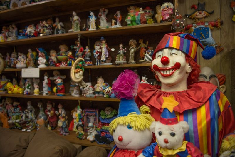 The Clowns That Never Blink