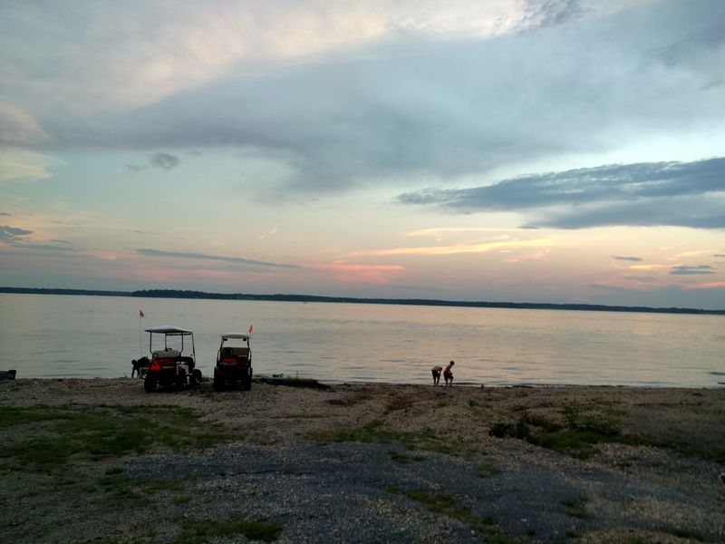 Seasonal Scenery That Changes the Entire Village Mood