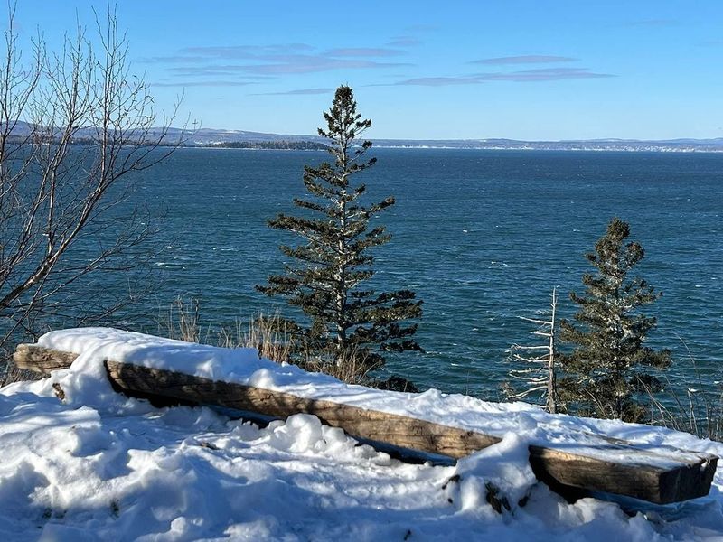 Winter Arrives With a Slow, Peaceful Rhythm