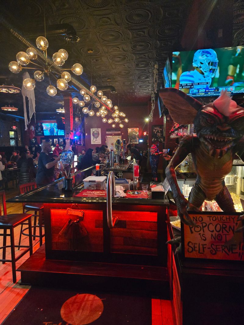 Traveler Reactions to the Playful and Spooky Atmosphere