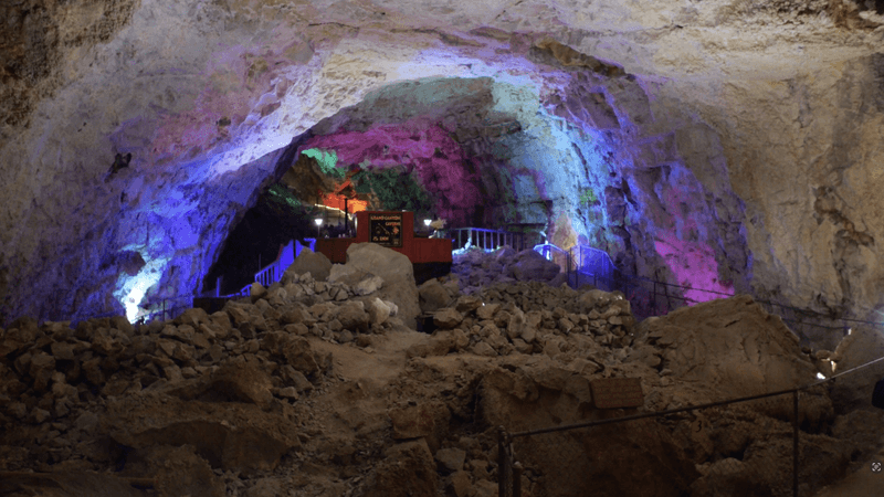 How Grand Canyon Caverns Inn Gained Its Reputation