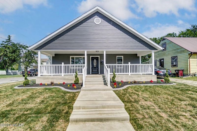 Neighborhood Streets That Feel Honest