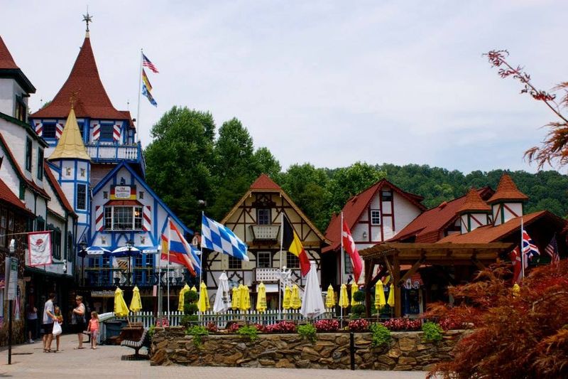 A Tiny Mountain Town That Feels Straight Out of a Storybook