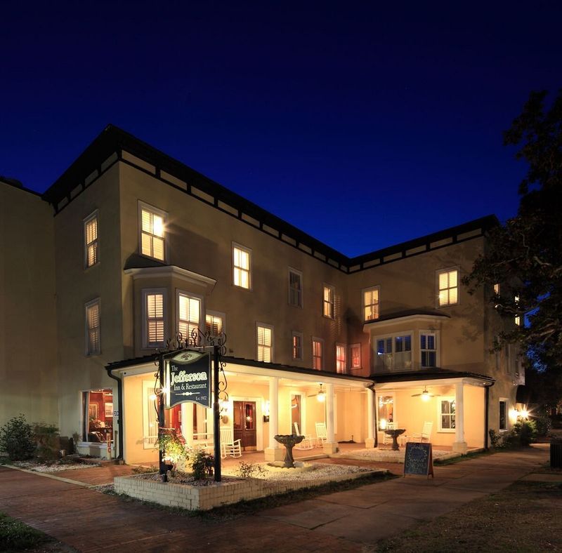 Mornings That Smell Like Home