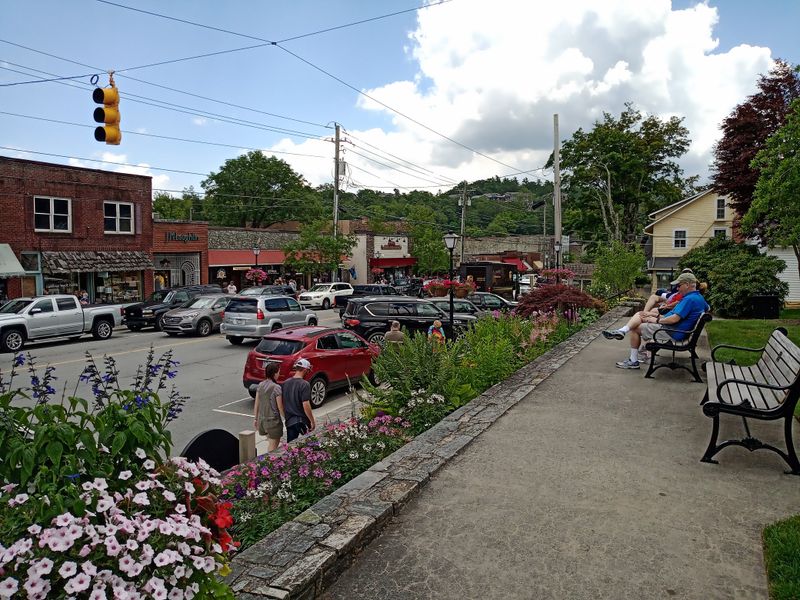 Why Blowing Rock’s Streets Invite Unhurried Wandering