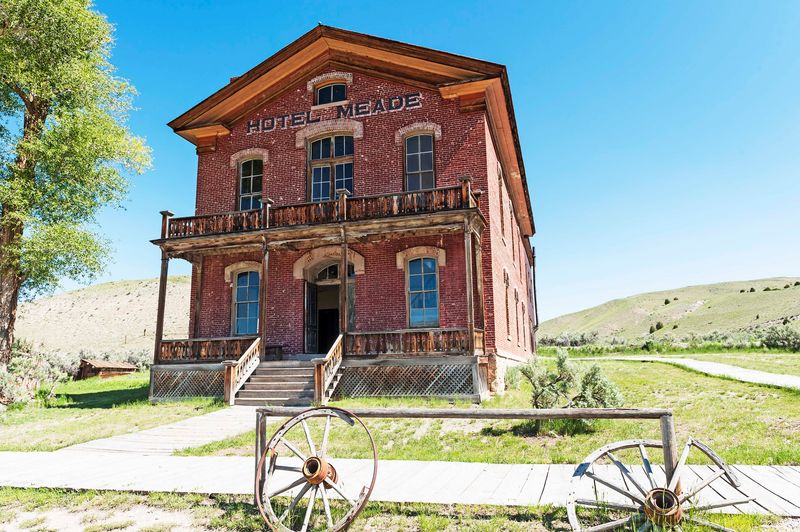 Planning Your Visit to Hotel Meade