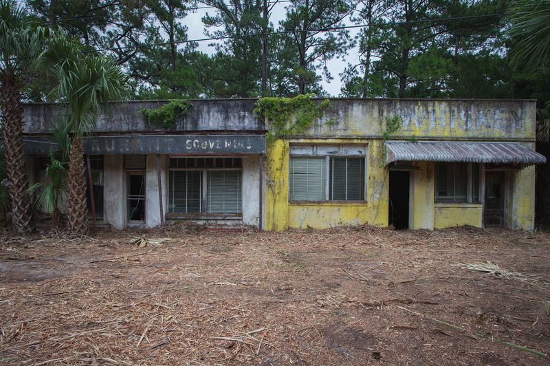 How the Riverside Fell Silent