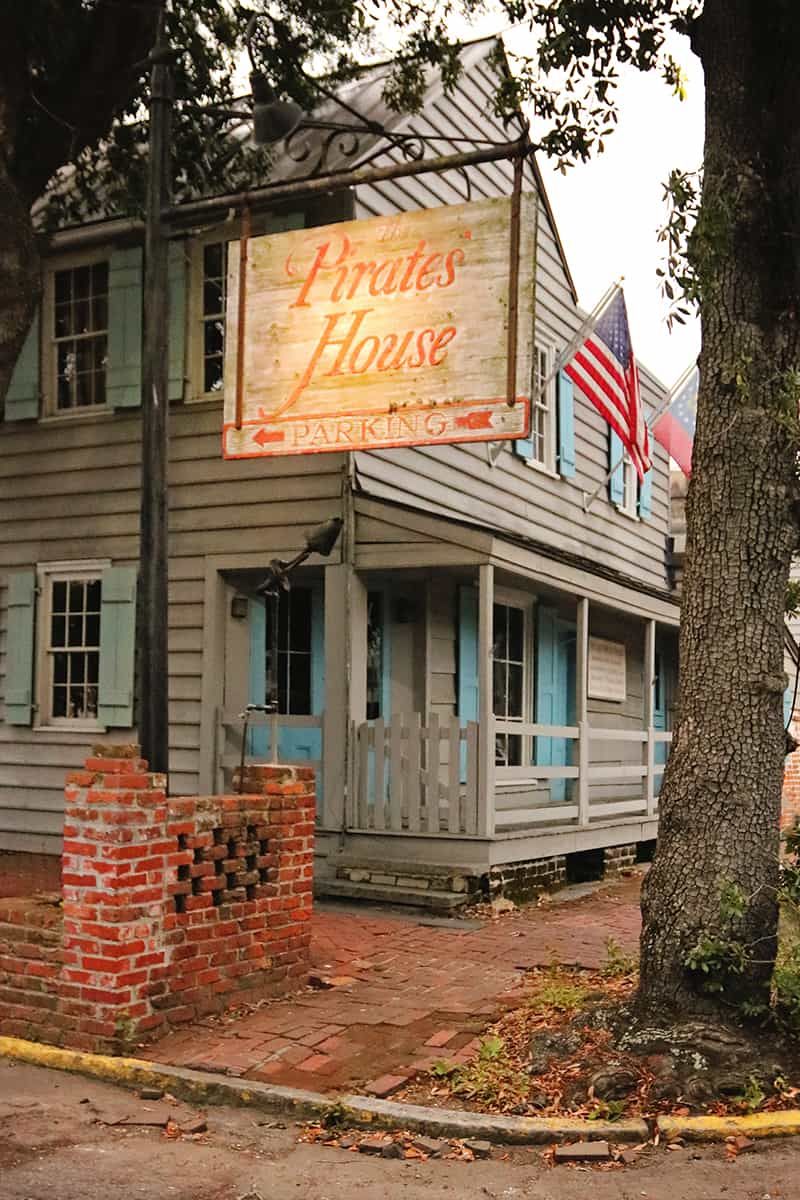 How The Pirates’ House Became Famous for Ghost Stories