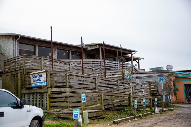 The Folly Road Vanish Point