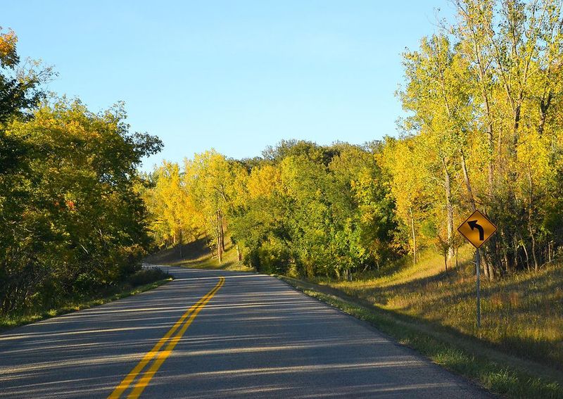 A Route That Blends Town and Countryside