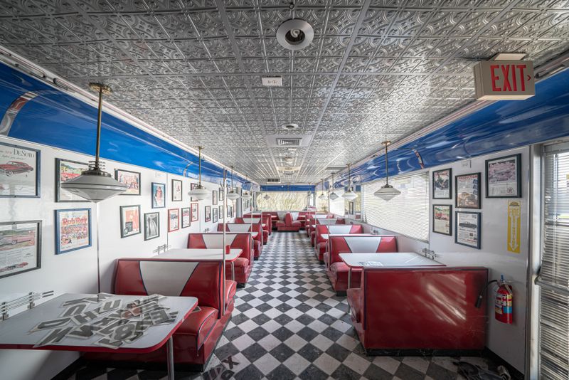 A Frozen Interior That Feels Surreal to Travelers