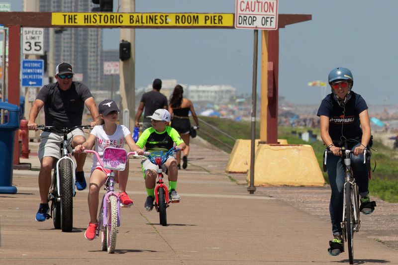 How Galveston’s Ordinance Against Sitting Became Known