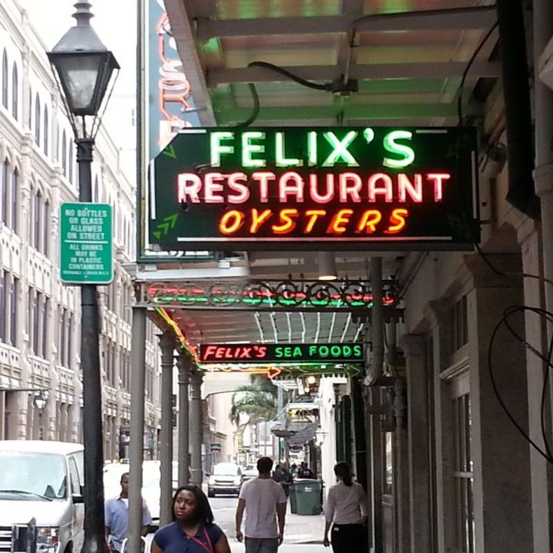 Felix’s Restaurant & Oyster Bar (French Quarter)