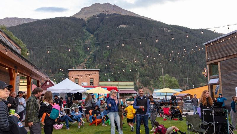 Stay on Signed Routes in San Juan and Jeep Roads around Silverton