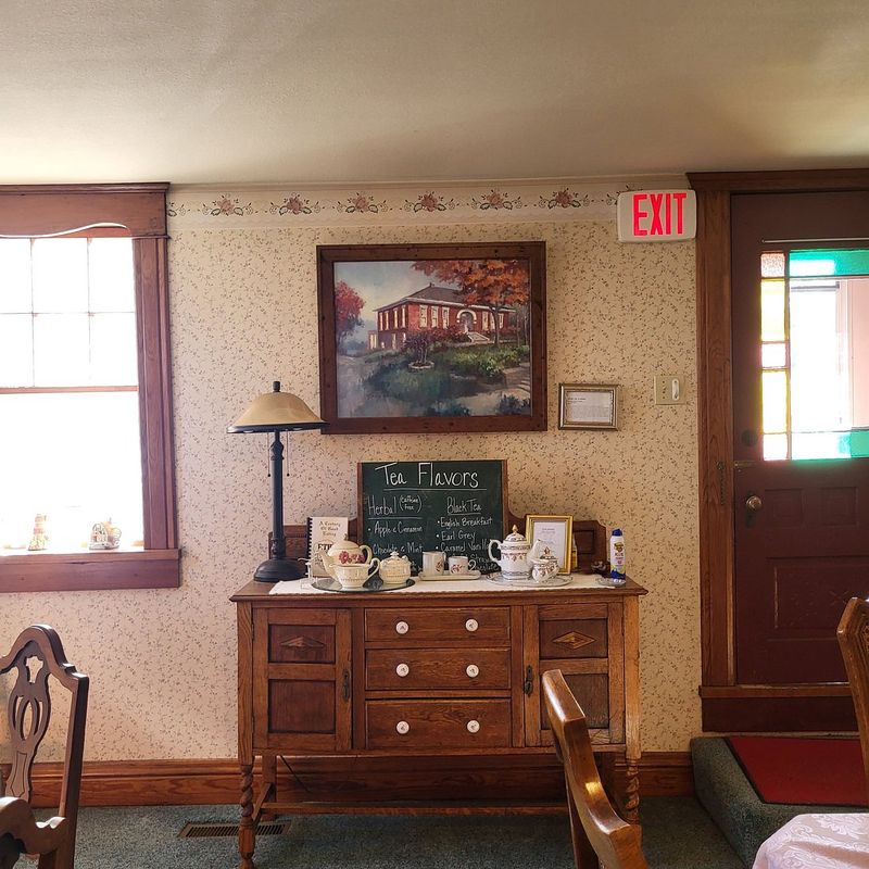 Planning Your Stay and Nearby Essentials