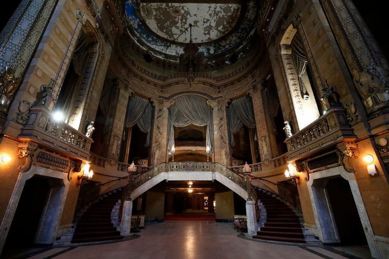 Decay That Cameras Dream About