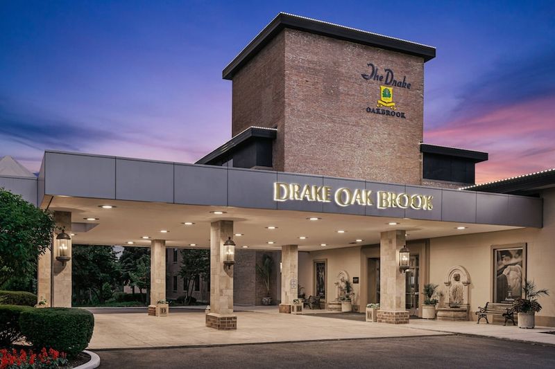 Why The Drake Oak Brook Defines Chicago’s Suburban Charm