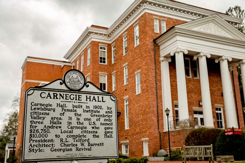 Carnegie Hall (Lewisburg) – Lewisburg
