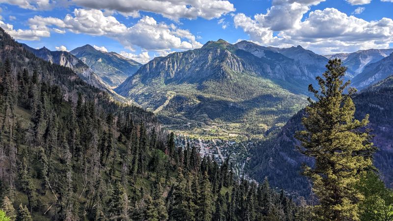 Ouray’s Frozen Streets Beneath Towering Peaks