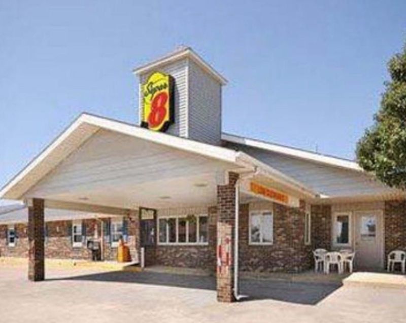 The Redwood Steakhouse (Anita)