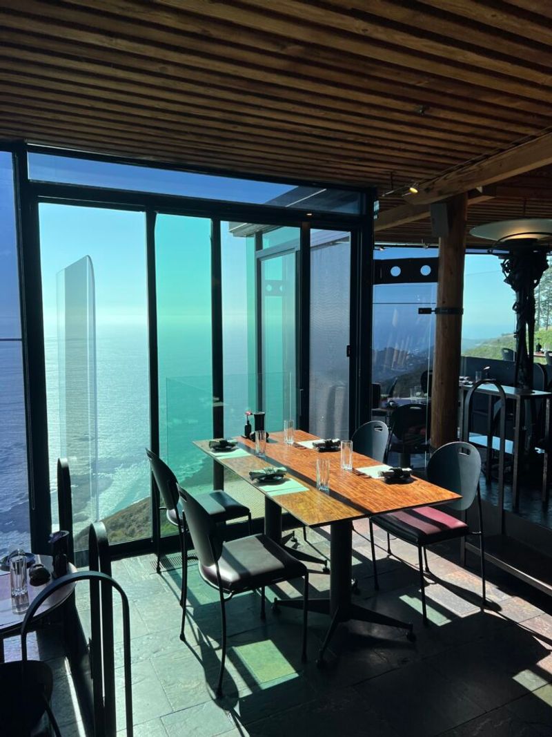 Calm Interiors That Mirror the Sea Below