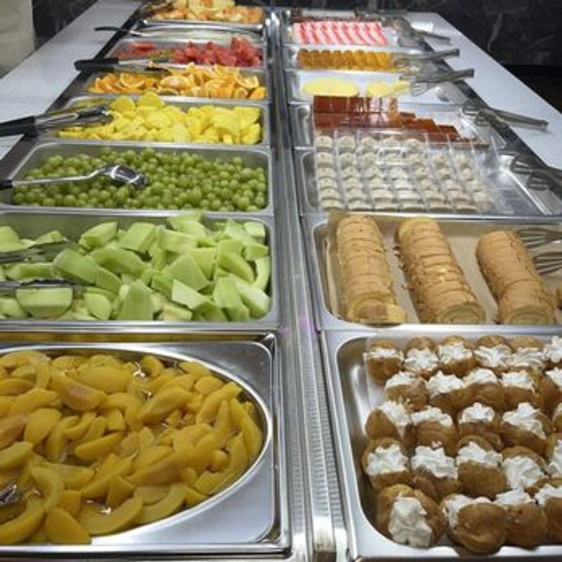 Dessert Bar That Satisfies Sweet Cravings